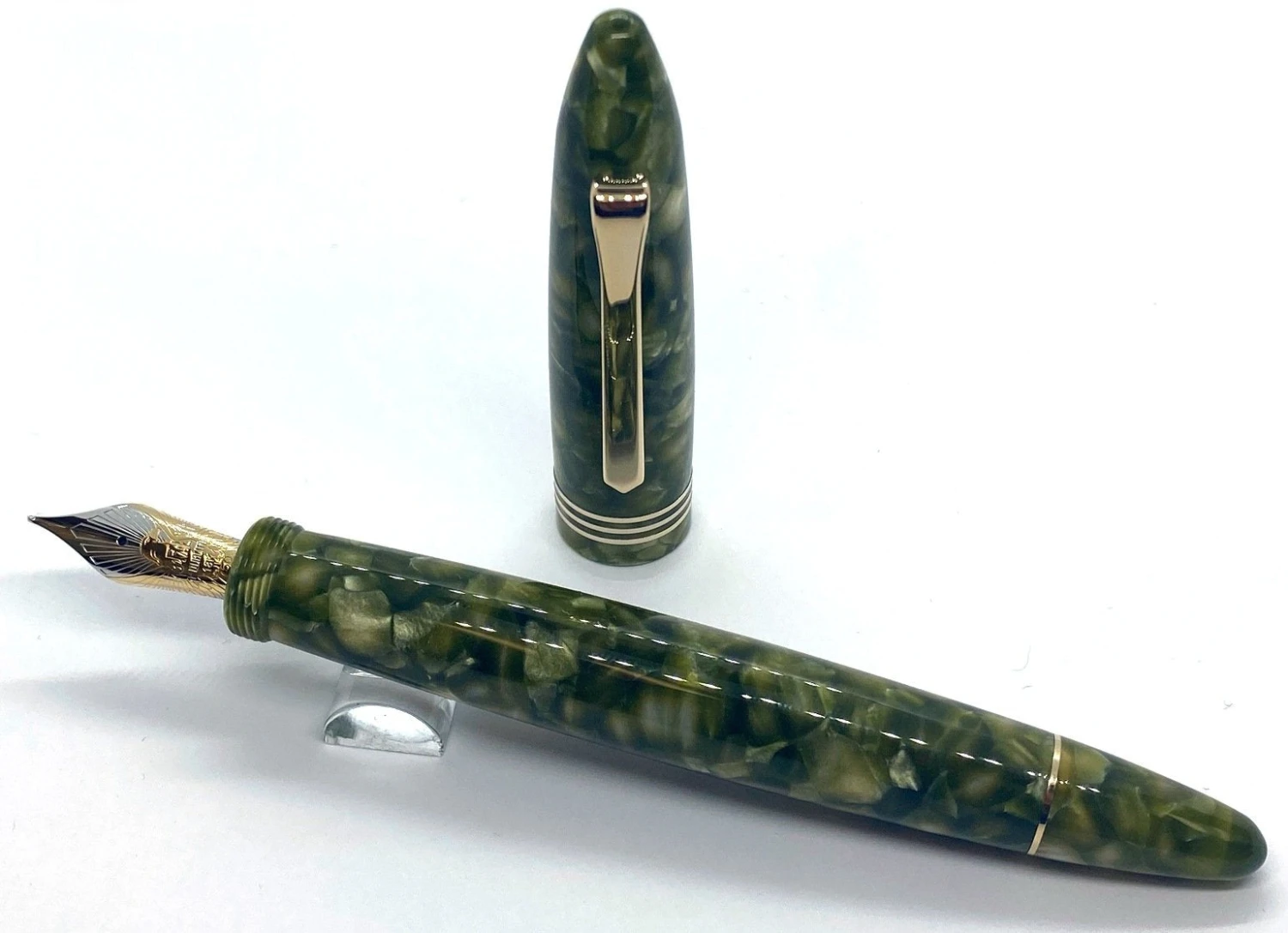 Tibaldi Bononia Limited Edition Honeycomb Fountain Pen 3 Tibaldi Bononia Limited Edition Honeycomb Fountain Pen