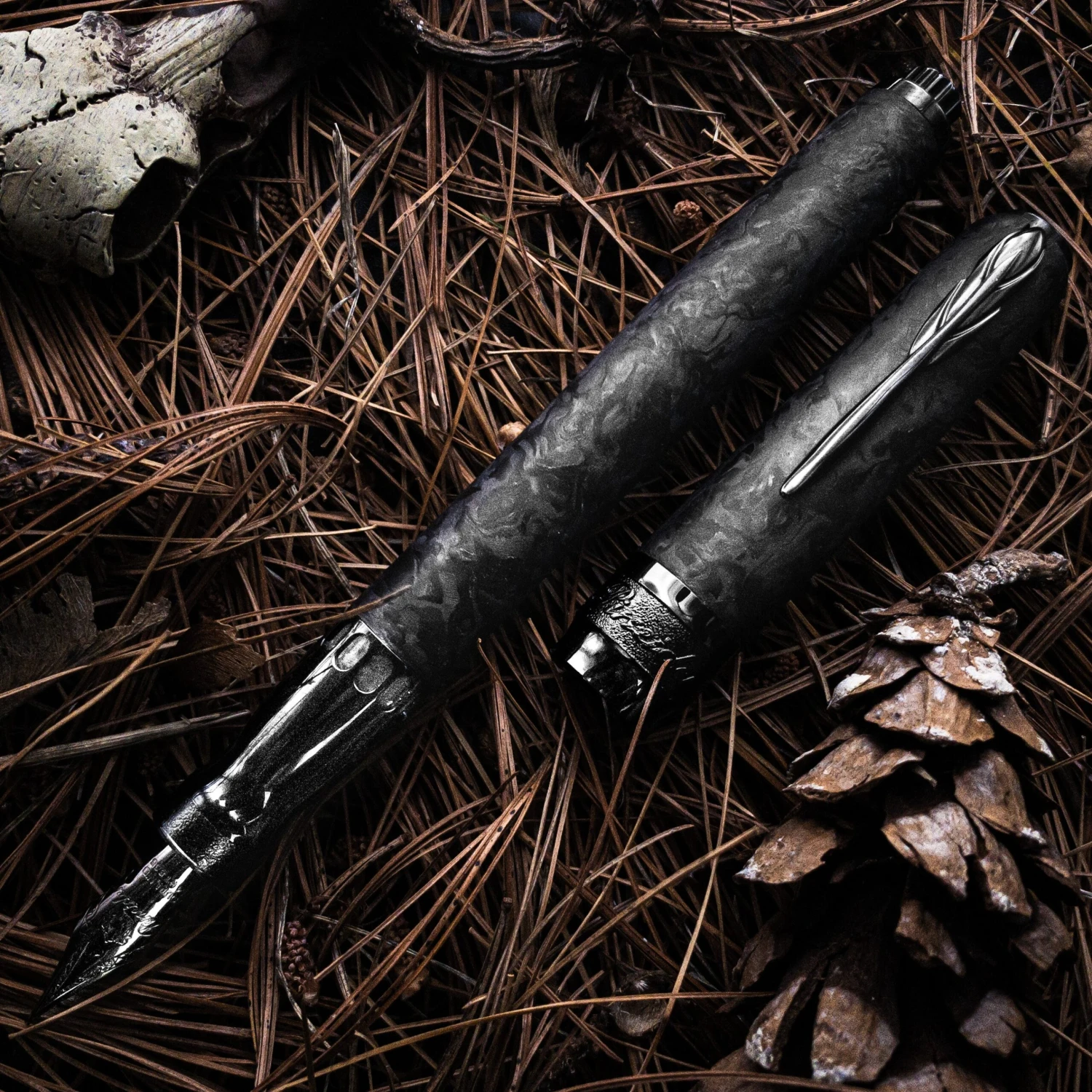 Pineider Limited Edition Forged Carbon Fountain Pen, Black Trim 4 Pineider Limited Edition Forged Carbon Fountain Pen, Black Trim - Image 2